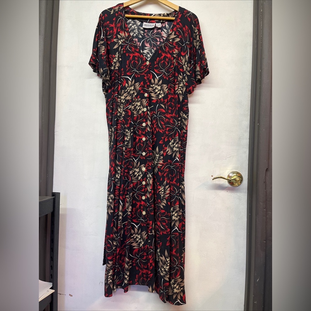 Woman’s size 22 Long black dress with red/light brown flowers by Caroline Wells